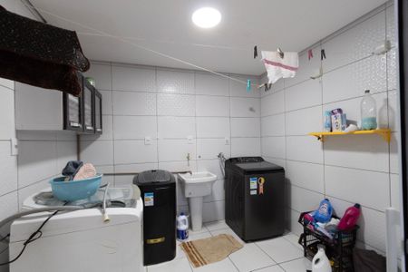 Casa de condomínio para alugar com 420m², 3 quartos e 4 vagas