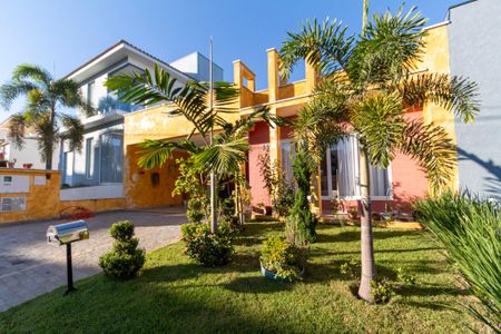Casa de condomínio para alugar com 420m², 3 quartos e 4 vagas