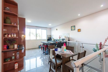 Casa de condomínio para alugar com 420m², 3 quartos e 4 vagas