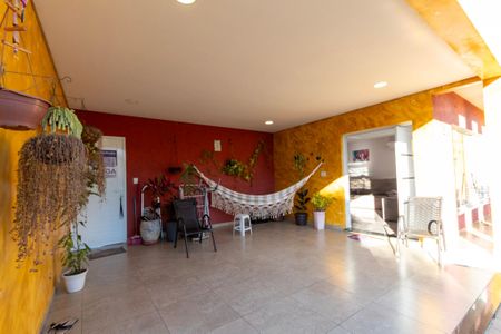 Casa de condomínio para alugar com 420m², 3 quartos e 4 vagas