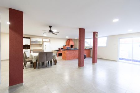 Casa de condomínio para alugar com 420m², 3 quartos e 4 vagas