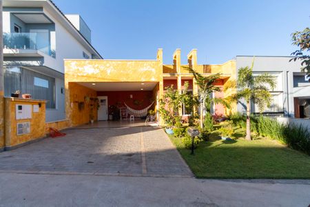 Casa de condomínio para alugar com 420m², 3 quartos e 4 vagas