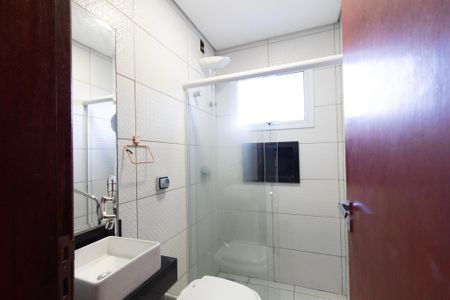 Casa de condomínio para alugar com 420m², 3 quartos e 4 vagas