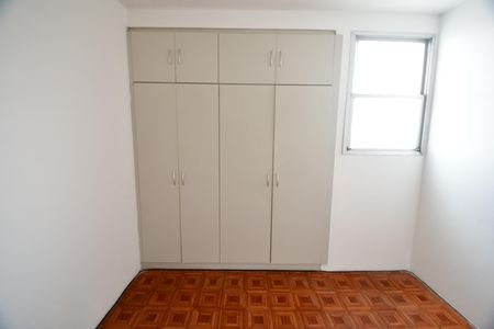 Apartamento à venda com 80m², 2 quartos e 1 vagaQuarto 2