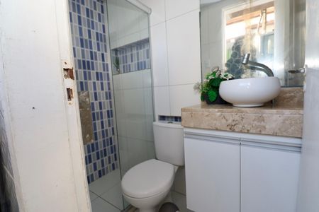 Casa de condomínio para alugar com 74m², 2 quartos e 1 vaga Casa de condomínio para alugar com 74m², 2 quartos e 1 vagaBanheiro 2