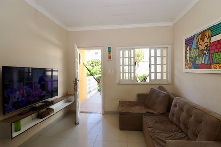 Casa de condomínio para alugar com 74m², 2 quartos e 1 vaga Casa de condomínio para alugar com 74m², 2 quartos e 1 vagaSala
