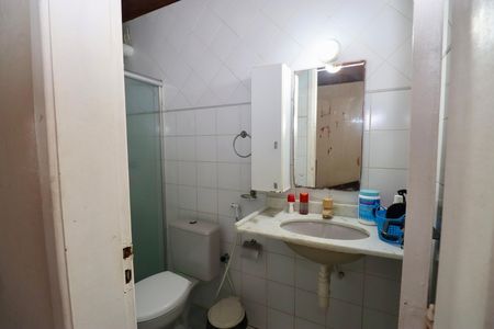 Casa de condomínio para alugar com 74m², 2 quartos e 1 vaga Casa de condomínio para alugar com 74m², 2 quartos e 1 vagaBanheiro 1