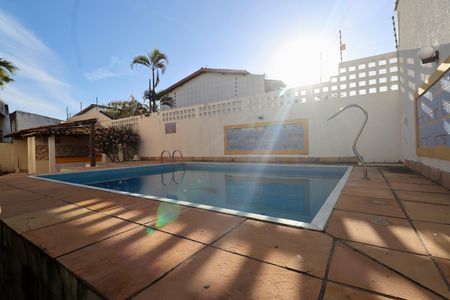 Área comum - Piscina de casa de condomínio para alugar com 2 quartos, 74m² em Stella Maris, Salvador