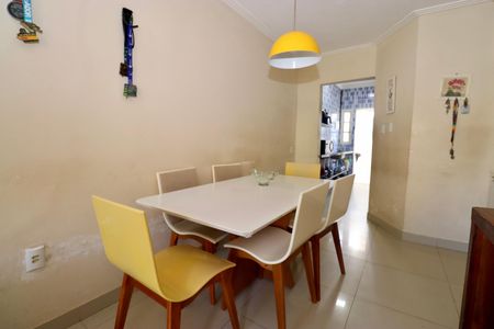 Casa de condomínio para alugar com 74m², 2 quartos e 1 vaga Casa de condomínio para alugar com 74m², 2 quartos e 1 vagaSala