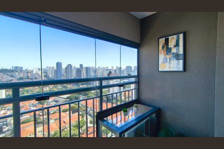 Studio para alugar com 27m², 1 quarto e sem vaga Studio para alugar com 27m², 1 quarto e sem vagaVaranda