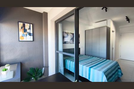 Studio para alugar com 27m², 1 quarto e sem vaga Studio para alugar com 27m², 1 quarto e sem vagaVaranda
