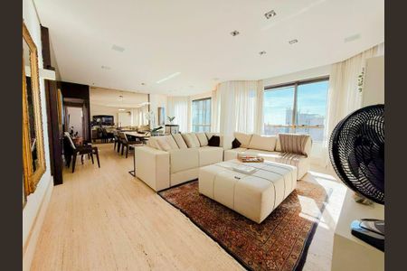 Apartamento à venda com 4 quartos, 147m² em Belvedere, Belo Horizonte