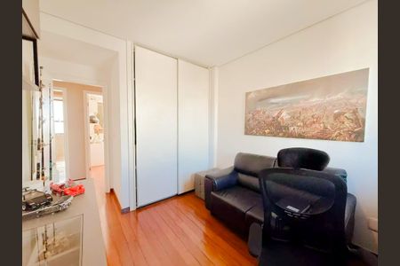 Apartamento à venda com 4 quartos, 147m² em Belvedere, Belo Horizonte