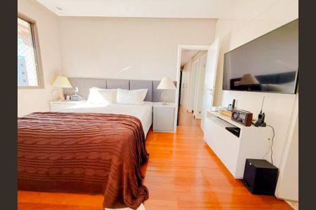 Apartamento à venda com 4 quartos, 147m² em Belvedere, Belo Horizonte