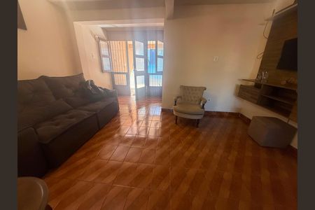 Casa para alugar com 230m², 4 quartos e 4 vagas Casa para alugar com 230m², 4 quartos e 4 vagassala