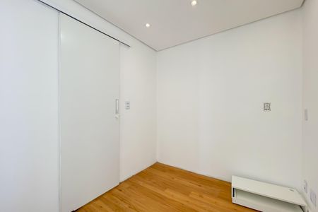 Quarto 2 de casa de condomínio para alugar com 2 quartos, 36m² em Presidente Altino, Osasco