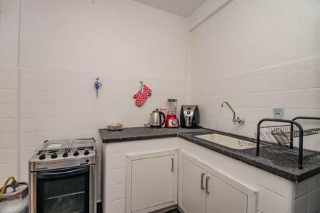 Cozinha e Área de Serviço de apartamento à venda com 1 quarto, 76m² em Floresta, Porto Alegre
