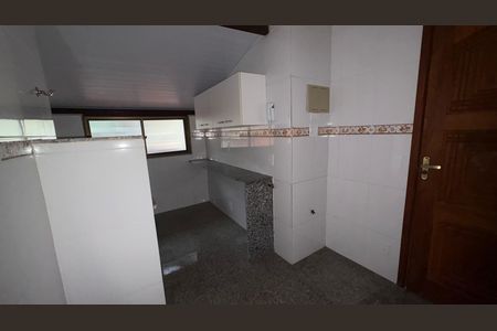 Apartamento para alugar com 116m², 2 quartos e 1 vaga Apartamento para alugar com 116m², 2 quartos e 1 vagaCozinha e Área de Serviço