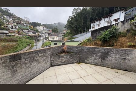 Apartamento para alugar com 116m², 2 quartos e 1 vaga Apartamento para alugar com 116m², 2 quartos e 1 vagaTerraço