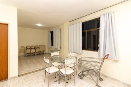Apartamento para alugar com 244m², 4 quartos e 1 vaga Apartamento para alugar com 244m², 4 quartos e 1 vagaÁrea comum - Salão de festas