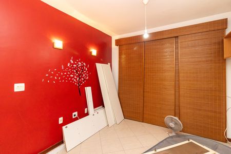 Apartamento para alugar com 244m², 4 quartos e 1 vaga Apartamento para alugar com 244m², 4 quartos e 1 vagaSuíte 2