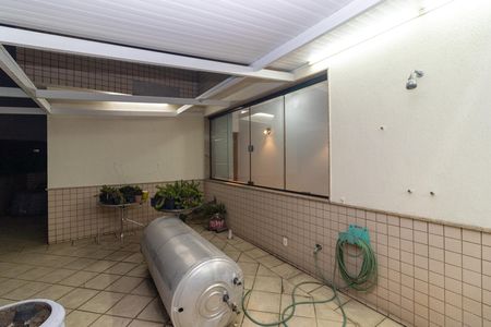 Apartamento para alugar com 244m², 4 quartos e 1 vaga Apartamento para alugar com 244m², 4 quartos e 1 vagaTerraço