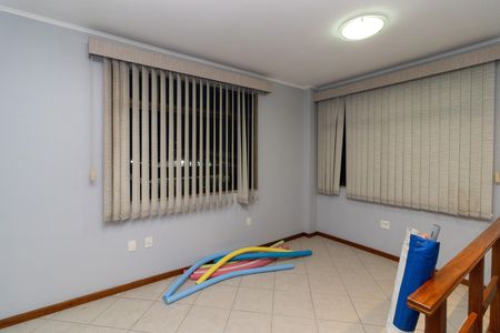 Apartamento para alugar com 244m², 4 quartos e 1 vaga Apartamento para alugar com 244m², 4 quartos e 1 vagaHall