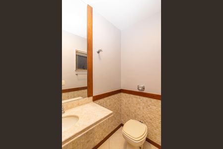 Apartamento para alugar com 244m², 4 quartos e 1 vaga Apartamento para alugar com 244m², 4 quartos e 1 vagaLavabo