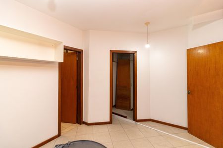 Suíte 2 de apartamento para alugar com 4 quartos, 244m² em Vila Valqueire, Rio de Janeiro