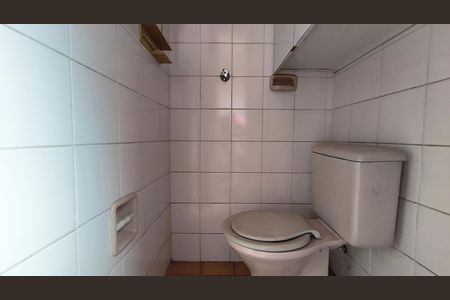 Apartamento para alugar com 81m², 3 quartos e 2 vagas Apartamento para alugar com 81m², 3 quartos e 2 vagasBanheiro de serviço