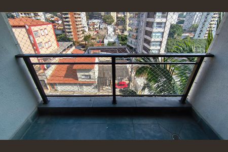 Apartamento para alugar com 81m², 3 quartos e 2 vagas Apartamento para alugar com 81m², 3 quartos e 2 vagasVaranda
