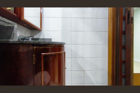 Apartamento para alugar com 81m², 3 quartos e 2 vagas Apartamento para alugar com 81m², 3 quartos e 2 vagasBanheiro da Suíte