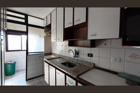 Apartamento para alugar com 81m², 3 quartos e 2 vagas Apartamento para alugar com 81m², 3 quartos e 2 vagasCozinha