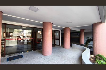 Apartamento para alugar com 81m², 3 quartos e 2 vagas Apartamento para alugar com 81m², 3 quartos e 2 vagasEntrada