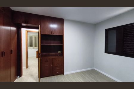 Apartamento para alugar com 81m², 3 quartos e 2 vagas Apartamento para alugar com 81m², 3 quartos e 2 vagasSuíte