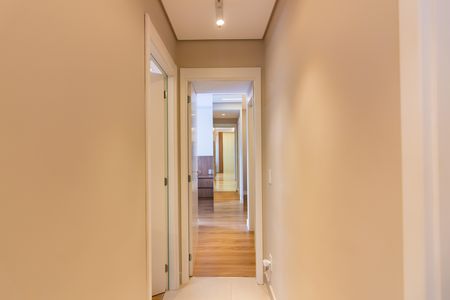 Apartamento à venda com 72m², 2 quartos e 1 vaga Apartamento à venda com 72m², 2 quartos e 1 vagaCorredor