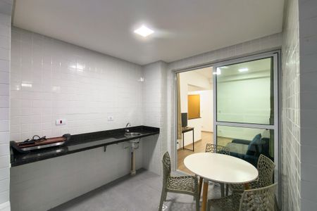 Apartamento para alugar com 80m², 2 quartos e 1 vaga Apartamento para alugar com 80m², 2 quartos e 1 vagaSacada