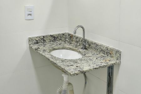 Apartamento para alugar com 80m², 2 quartos e 1 vaga Apartamento para alugar com 80m², 2 quartos e 1 vagaBanheiro da Suíte