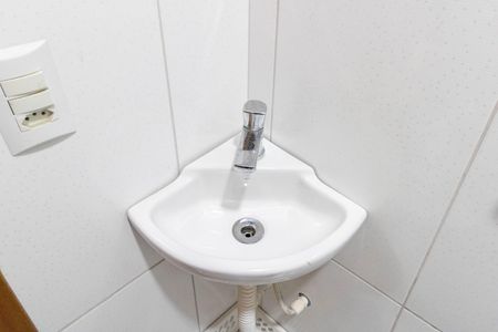 Casa à venda com 180m², 2 quartos e 1 vaga Casa à venda com 180m², 2 quartos e 1 vagaBanheiro do Quarto 1