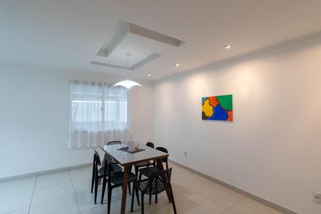 Cozinha e Área de Serviço de casa à venda com 2 quartos, 180m² em Santa Cruz , Rio de Janeiro