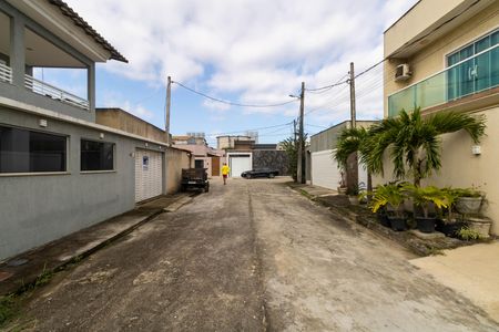Vista da Rua de casa à venda com 2 quartos, 180m² em Santa Cruz , Rio de Janeiro