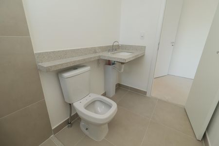 Apartamento à venda com 170m², 3 quartos e 2 vagasBanheiro da Suíte 2