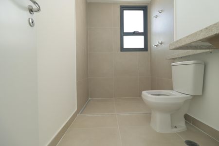 Apartamento à venda com 170m², 3 quartos e 2 vagasBanheiro da Suíte 2