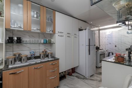 Cozinha 2 de casa à venda com 3 quartos, 170m² em Céu Azul, Belo Horizonte