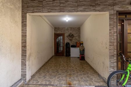 Garagem de casa à venda com 3 quartos, 170m² em Céu Azul, Belo Horizonte