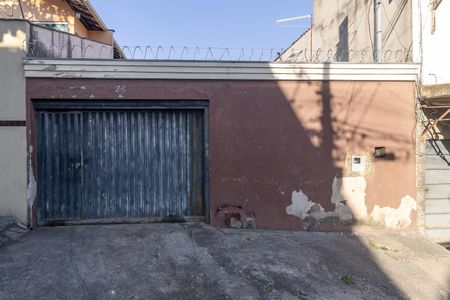 Fachada de casa à venda com 3 quartos, 170m² em Céu Azul, Belo Horizonte
