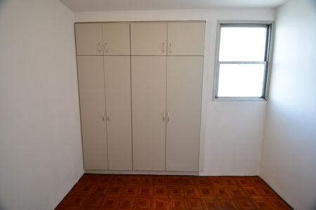 Apartamento à venda com 80m², 2 quartos e 1 vagaQuarto 2