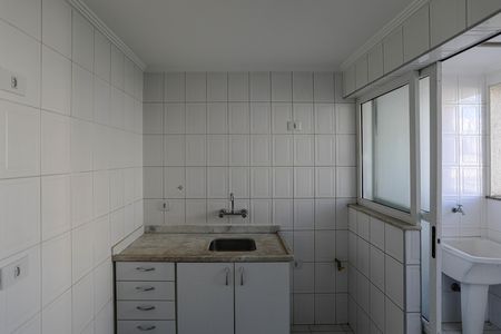 Cozinha de apartamento para alugar com 2 quartos, 54m² em Novo Mogilar , Mogi das Cruzes