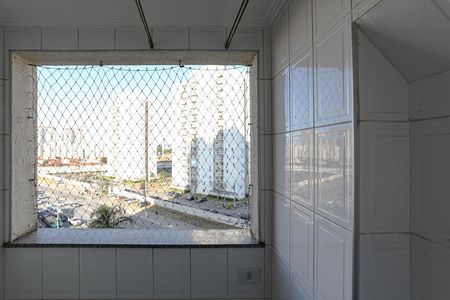 Área de Serviço de apartamento para alugar com 2 quartos, 54m² em Novo Mogilar , Mogi das Cruzes