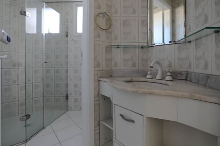 Apartamento para alugar com 54m², 2 quartos e 1 vaga Apartamento para alugar com 54m², 2 quartos e 1 vagaBanheiro